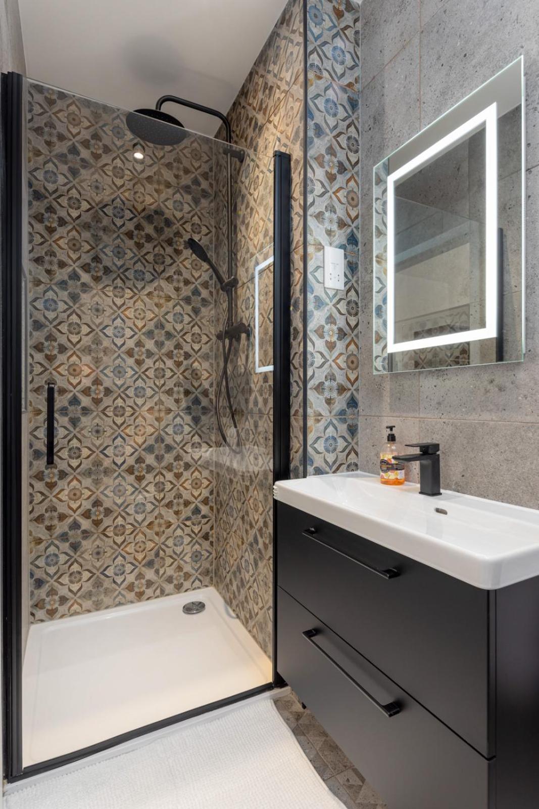 Flatzy - 16 Guests 4 En-Suite Central Apartment A Liverpool Exteriör bild